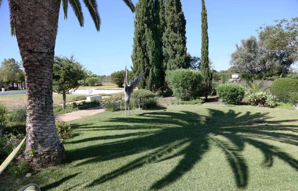 Casa Beachcomber Le Jardin Des Arts Lagos Esterno foto