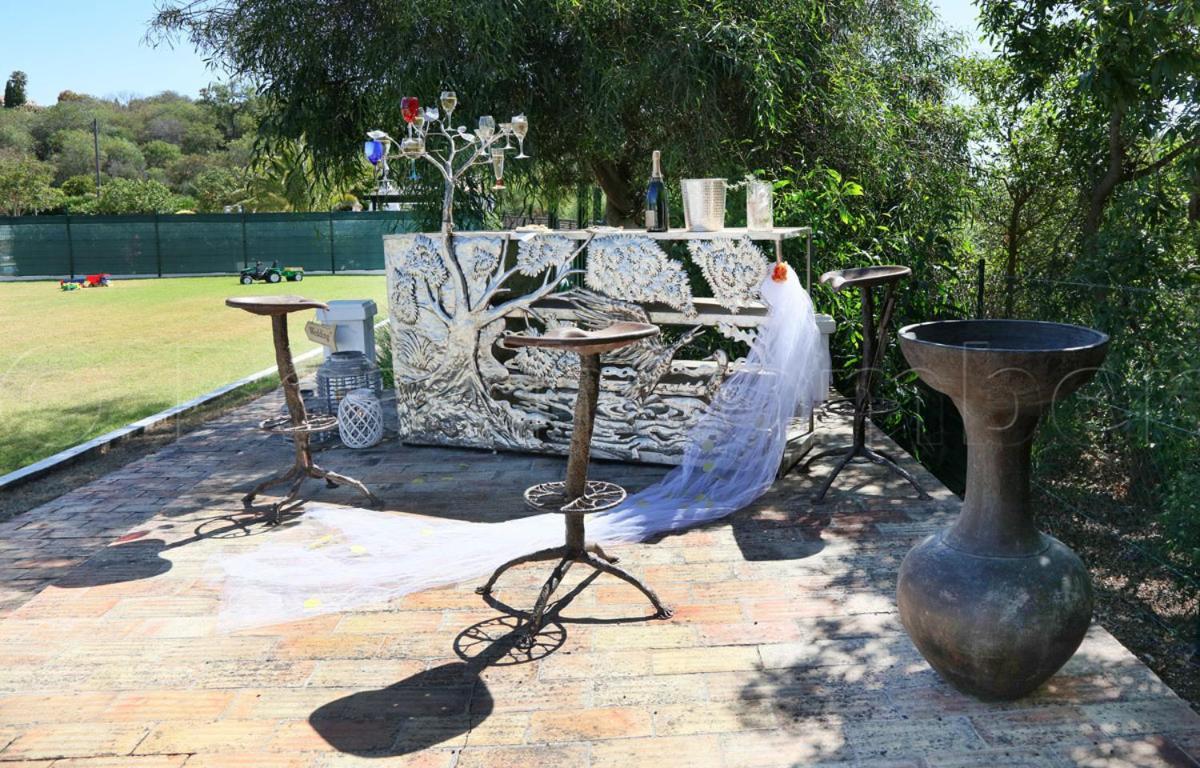 Casa Beachcomber Le Jardin Des Arts Lagos Esterno foto