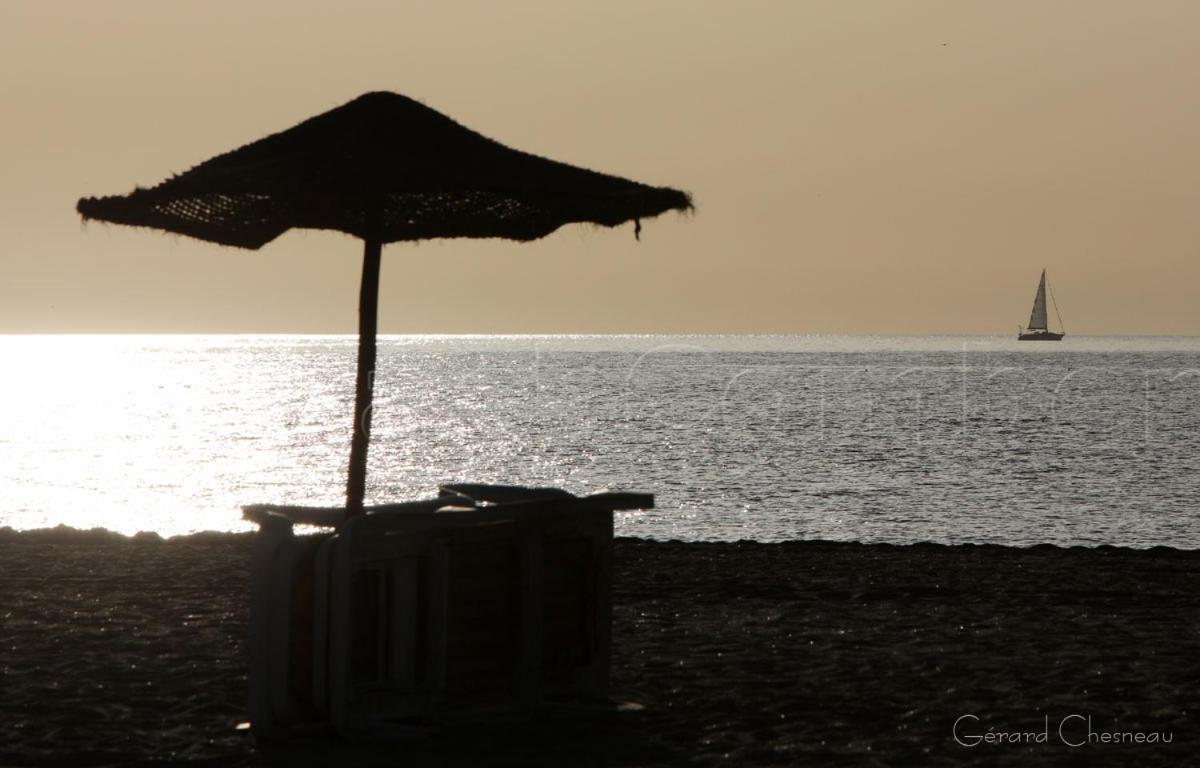 Casa Beachcomber Le Jardin Des Arts Lagos Esterno foto