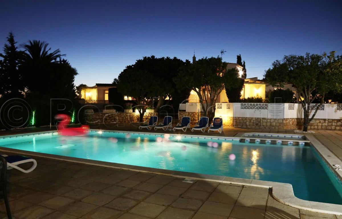 Casa Beachcomber Le Jardin Des Arts Lagos Esterno foto